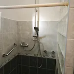 דירה Otthonos Lakas