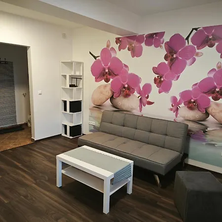 Otthonos Lakas Appartement Kerepes