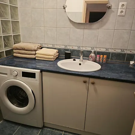 דירה Otthonos Lakas Kerepes