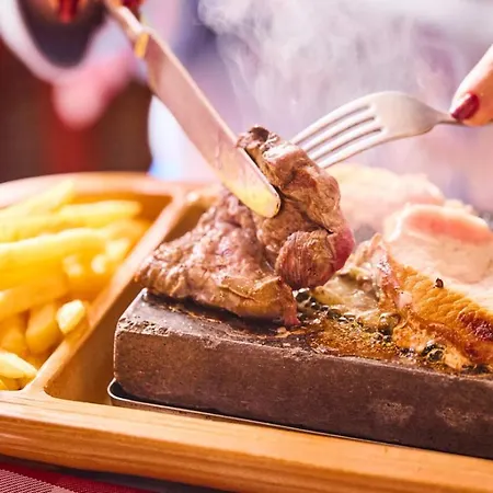 Otthonos Lakas * Kerepes